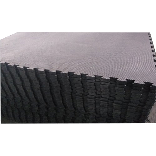 Interlocking Stable Mat With Hammer Top