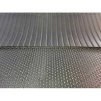 Bubble Top Stable Mat
