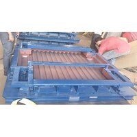 RE Wall Panel Mould