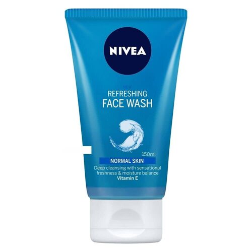 Nivea Women Refreshing Face Wash with Vitamin E 150ml