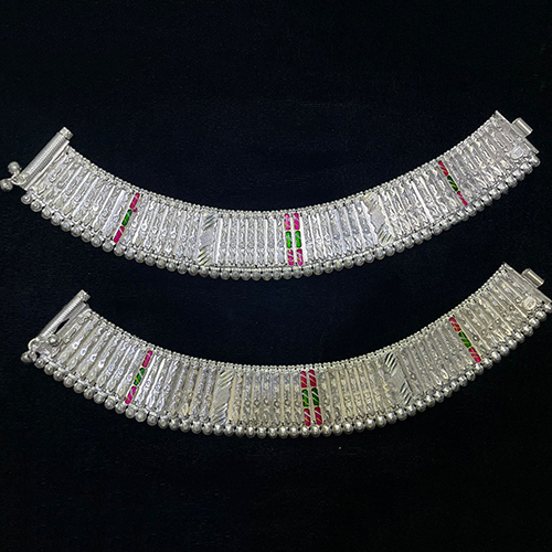 Ladies Casual Wear Designer Anklet - High-Quality Imitation Jewelry Set | Customized Size, Elegant Design for Attractive Looks