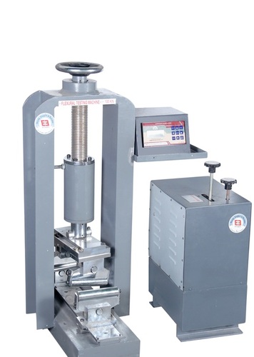 Flexural Testing Machine for Concrete - Digital