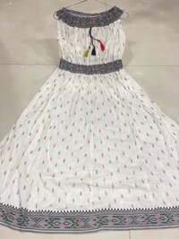 Pakhi White Rayon Kurti