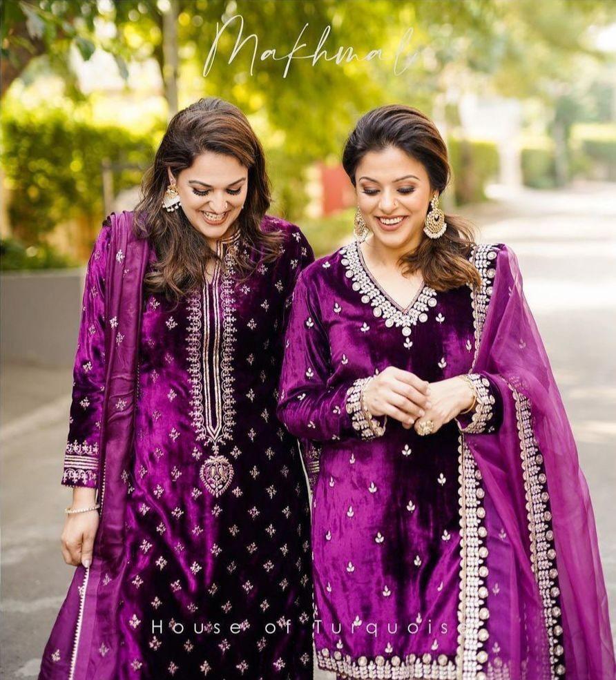 Women Fancy Designer Pakistani Suit...