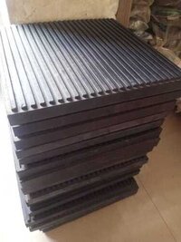 Black Rubber Mount Pad