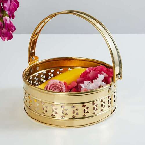 Metal Gifting Basket Gold Cut Out Metal Basket