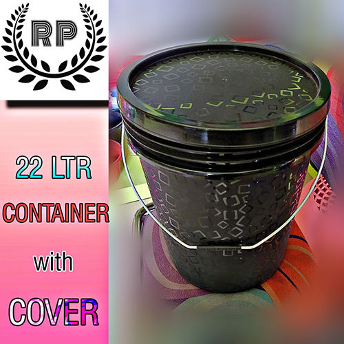 Glossy 22 Ltr Plastic Bucket With Cover