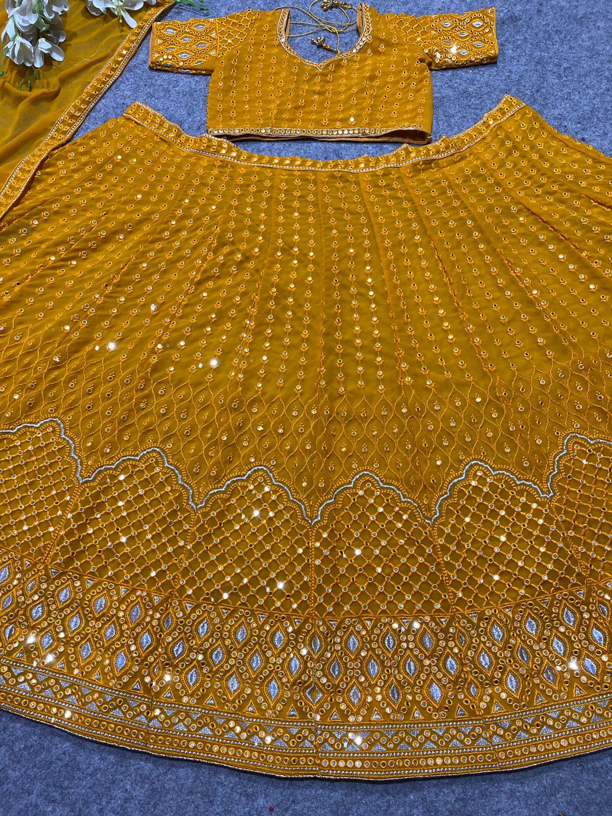 Women Fancy Designer Lehengas choli...