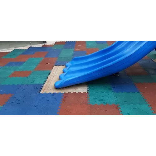Rubber Interlocking Tile Flooring Service - Rubber Medium Size Multicolor, 10-15 mm Thickness, Impact Absorption, Easy Installation