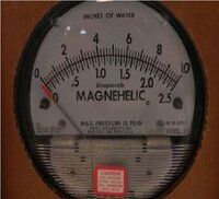 Analog DWYER Series 2000 Magnehelic Gauge In Salem Tamil Nadu