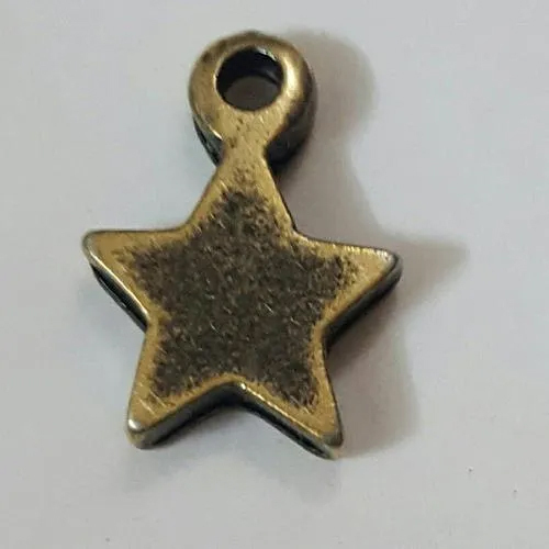 Metal Star Hanging Locket