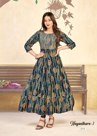 Women Foil Printed Rayon Kurti...