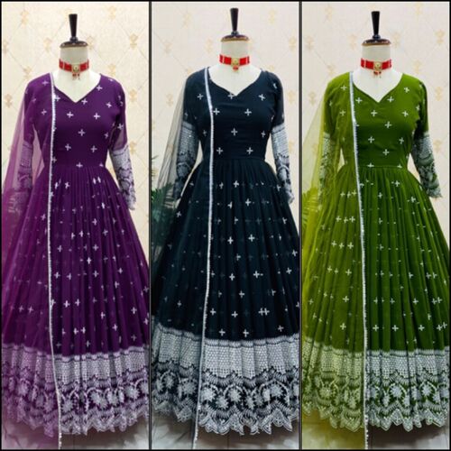 Women New Designer Party Wear Look Gown...
