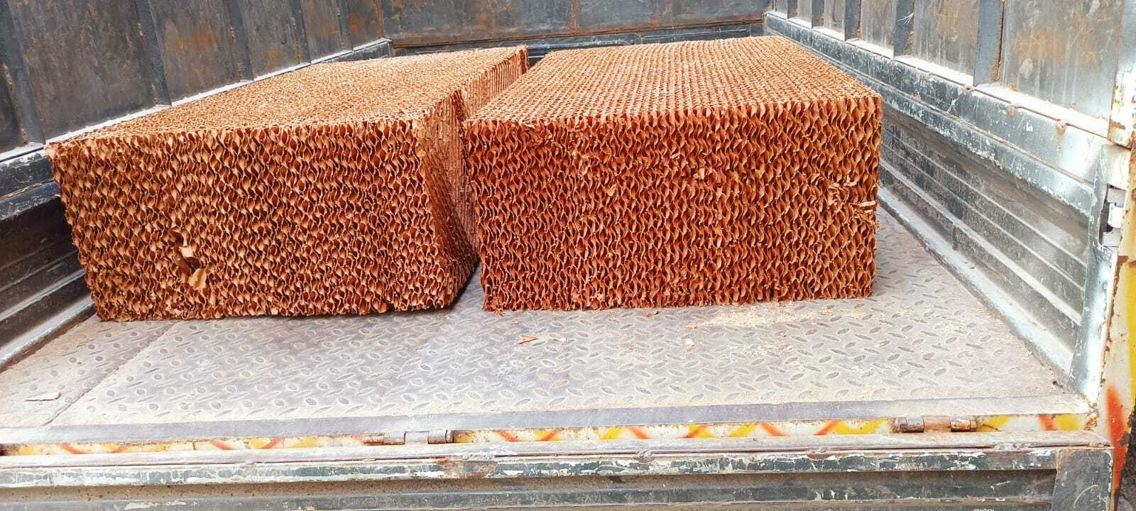 300 MM Brown Evaporative Cooling Pad