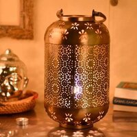 DECORATIVE TABLE LANTERN