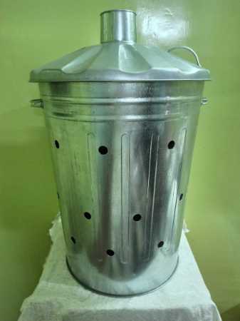 GARDEN METAL INCINERATOR