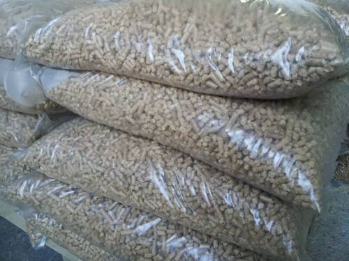 Brown Best Price Biomass Holzpellets Fir Wood Pellets 6Mm In 15Kg Bags For Heating System Wooden Pellet Mill