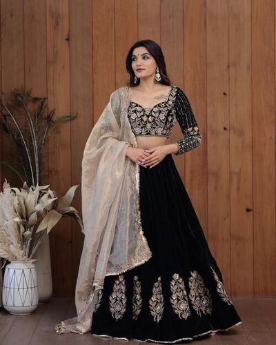 Women Heavy Viscose Velvet With Heavy Embroidery Sequence Work