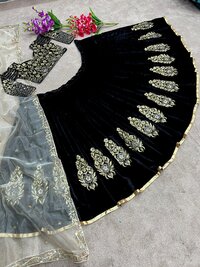 Women Heavy Viscose Velvet With Heavy Embroidery Sequence Work