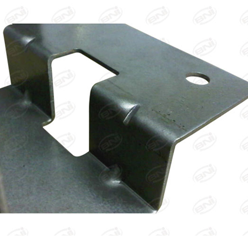 Wooden Furniture Sheet Metal Clamp - Stainless Steel | Industrial Use, First Class Standard, Metal Material for Robust Performance