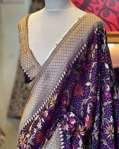 Women Heavy Jecard Silk With Sequnce Lace Border Saree..
