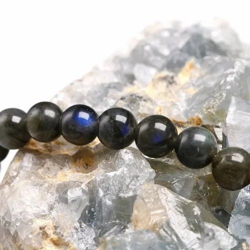 Grey Labradorite Stone Bracelet