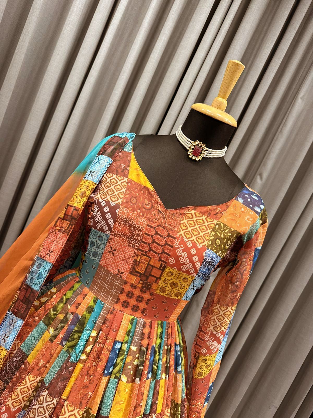 Women Digital Print With Four Side lace broder Gown...