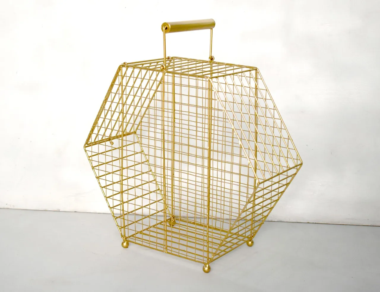 Cage Metal Wire Hamper Basket 15x15x6 inches  with handle