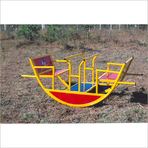 Steel Boat Shape Four Seater See Saw