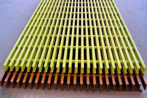 Molded Grating