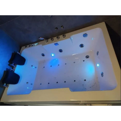 Jacuzzi Hydromassage Bathtub