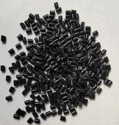 Different Available Darlin Pom Black Granules