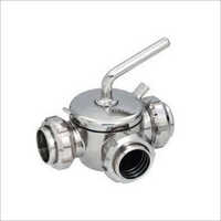 Three Way Valve - Silver Butterfly, Industrial Use, Oil Media, One Inlet Two Outlet Or One Outlet Two Inlet Flow Configuration