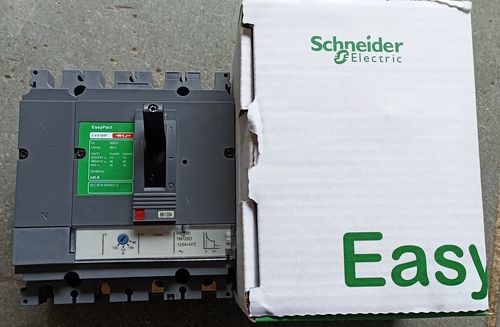 SCHNEIDER (CVS 160F) 125A 4P MCCB