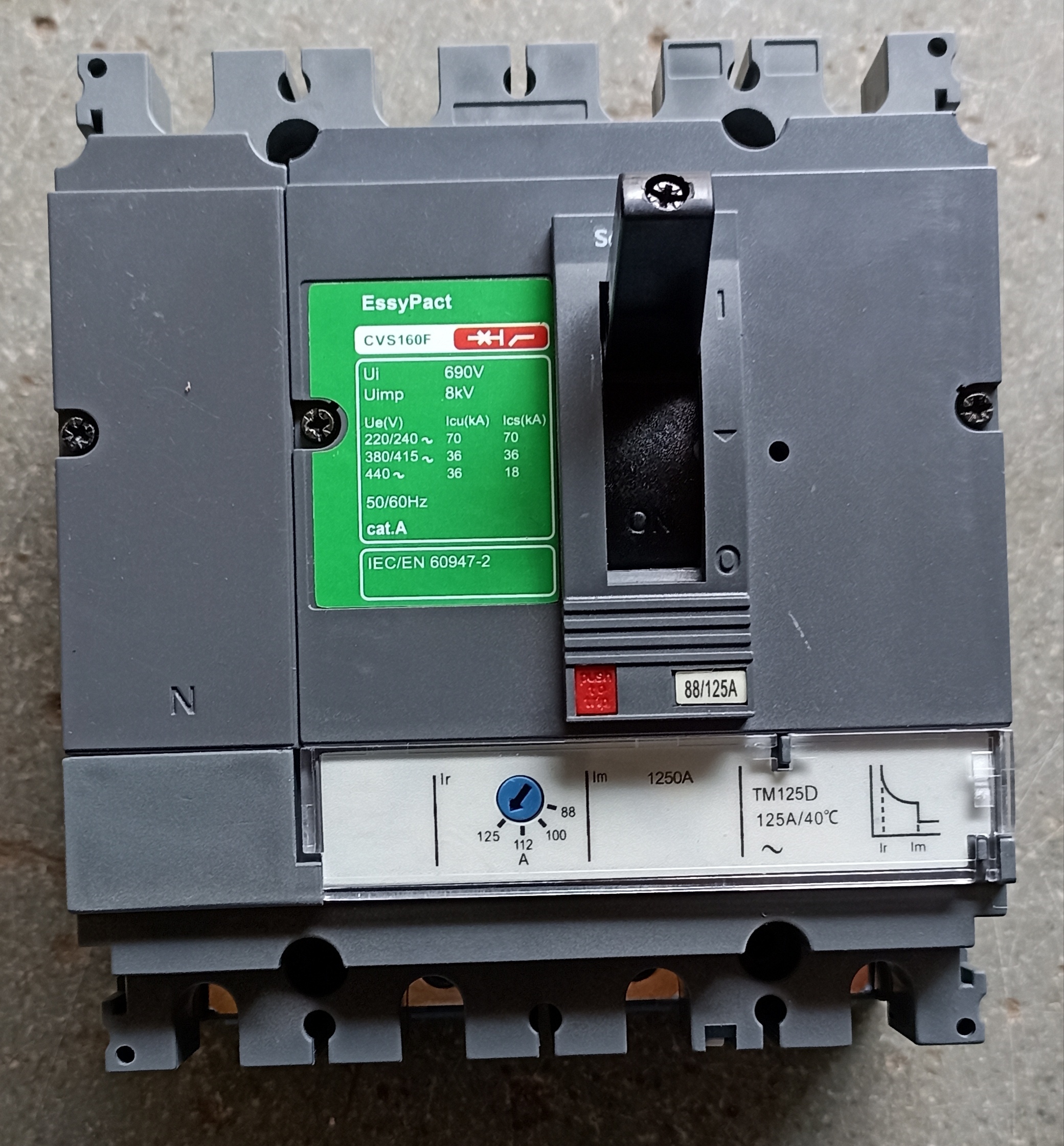 SCHNEIDER (CVS 160F) 125A 4P MCCB