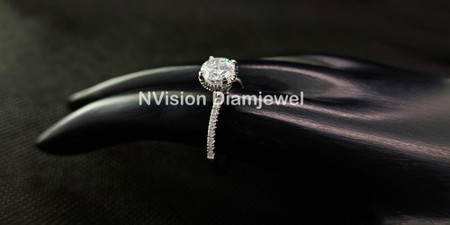 White Gold US Style Solitaire Engagement Ring