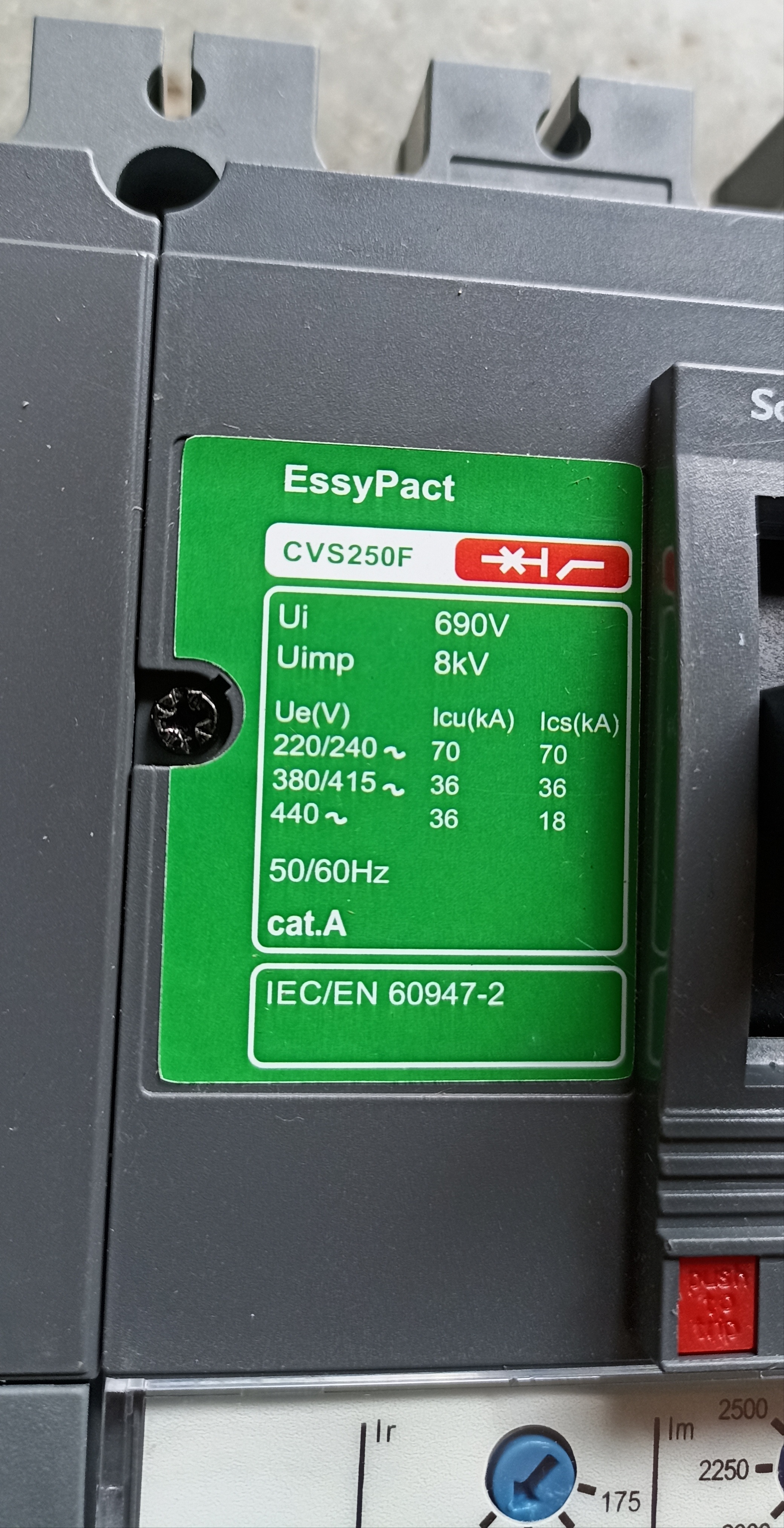 SCHNEIDER (CVS 250F) 250A 4P MCCB