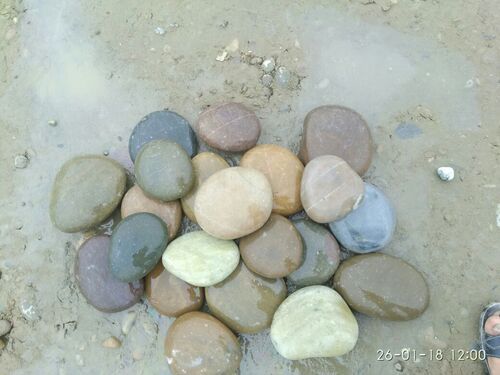 Natural mix flat color stepping stone flooring pathway broen and red flat loose pebbles stone rocks for decoration natural carpet