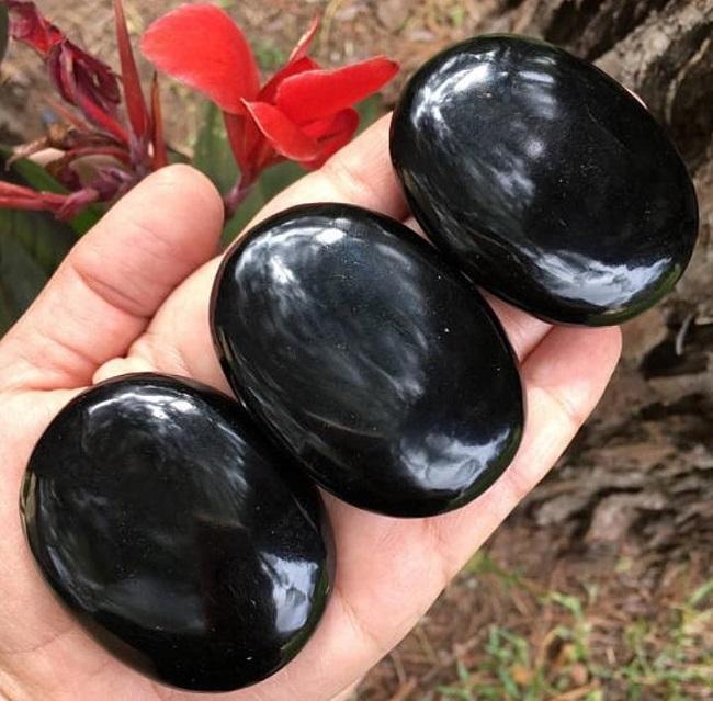 Beautiful High Quality Black Obsidian Gemstone Palm Stone