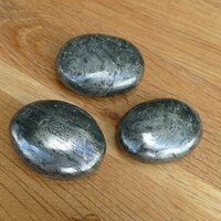 High Quality Hematite Palm Stone