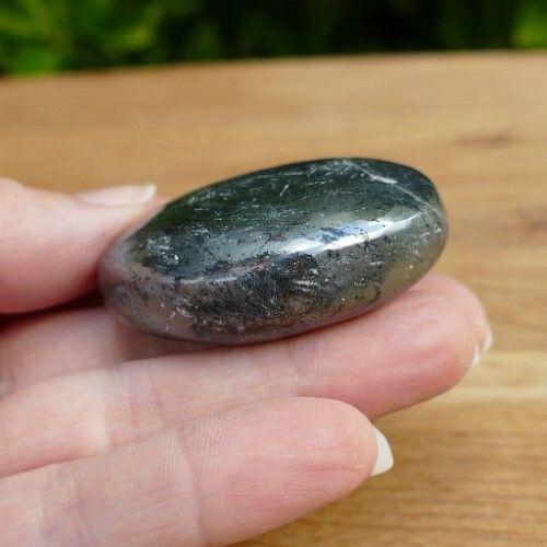 High Quality Hematite Palm Stone