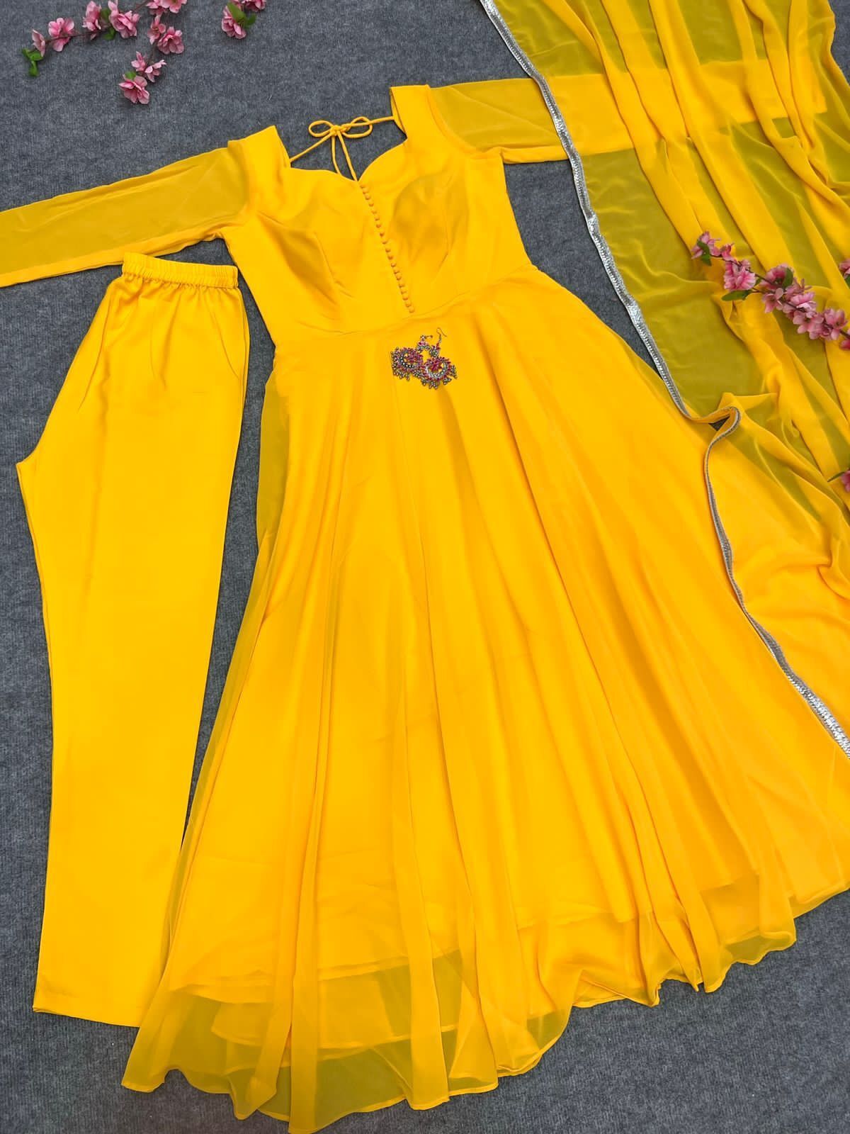 WOMEN NEW YELLOW GEORGETTE GOWN DUPPTA FULL SET WITH PENT READY TO WEAR