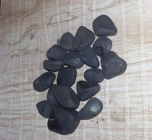 natural black pebble / normal polished black agate stone