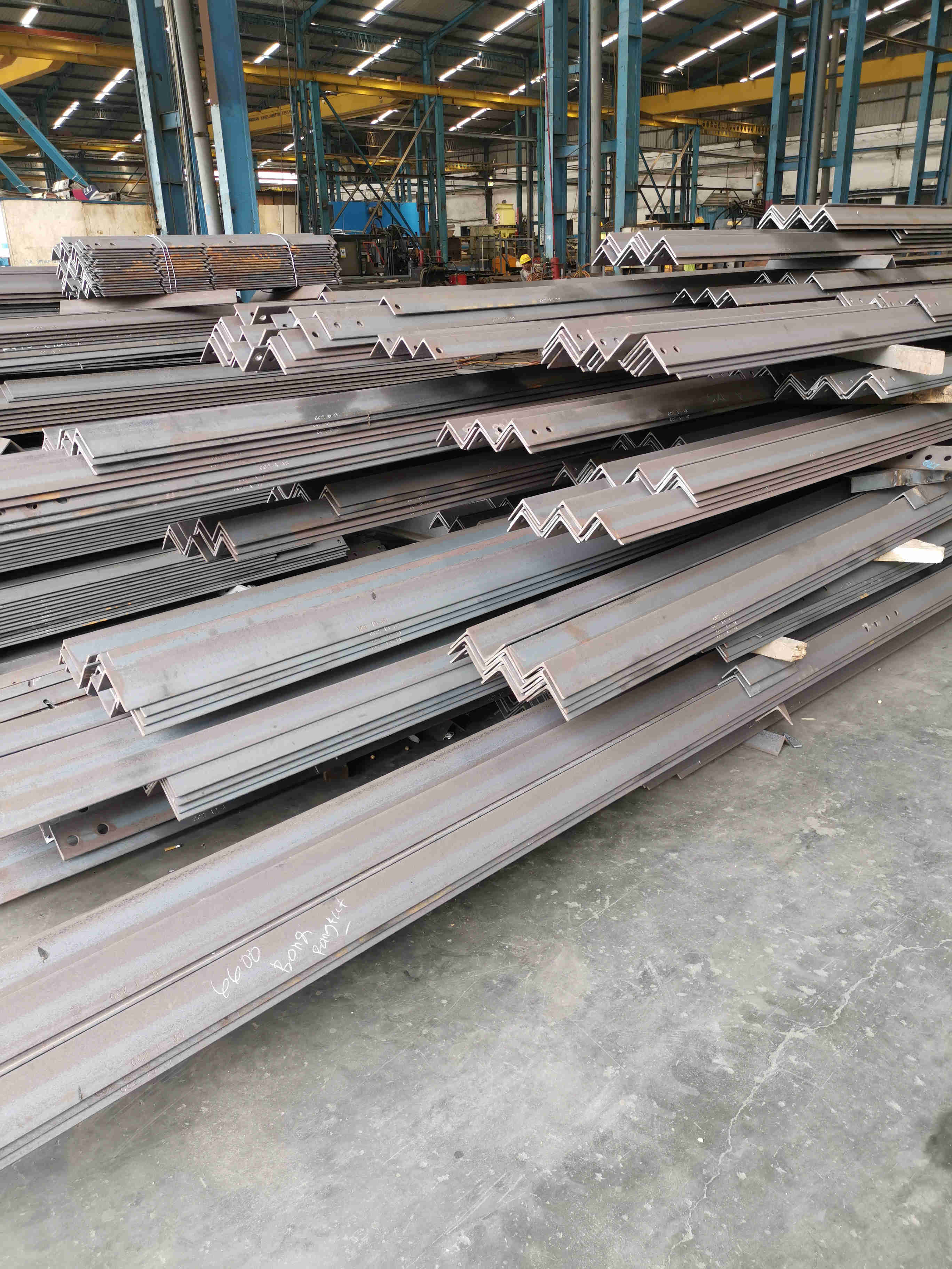High speed CNC Punching Marking and Shearing Line for Angles Model JNC125