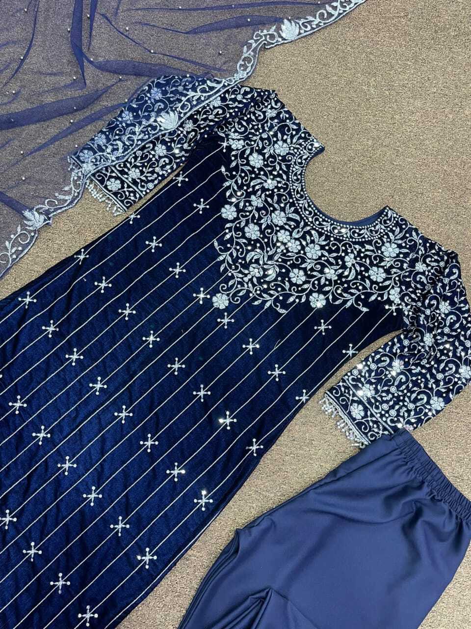 Women Sequnce Embroidery Velvet Lace Salwar Suit...