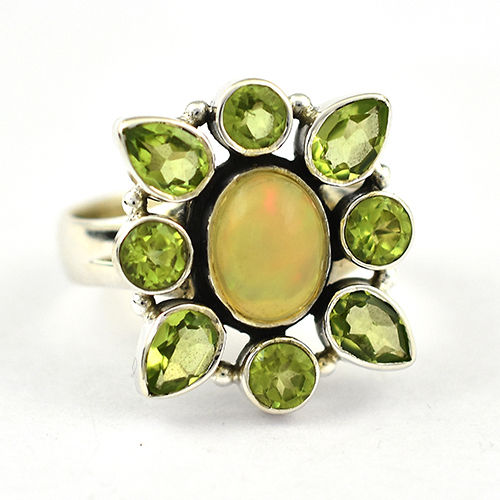 925 Sterling Silver Ethiopian Opal And Peridot Cut Ring Gender: Women