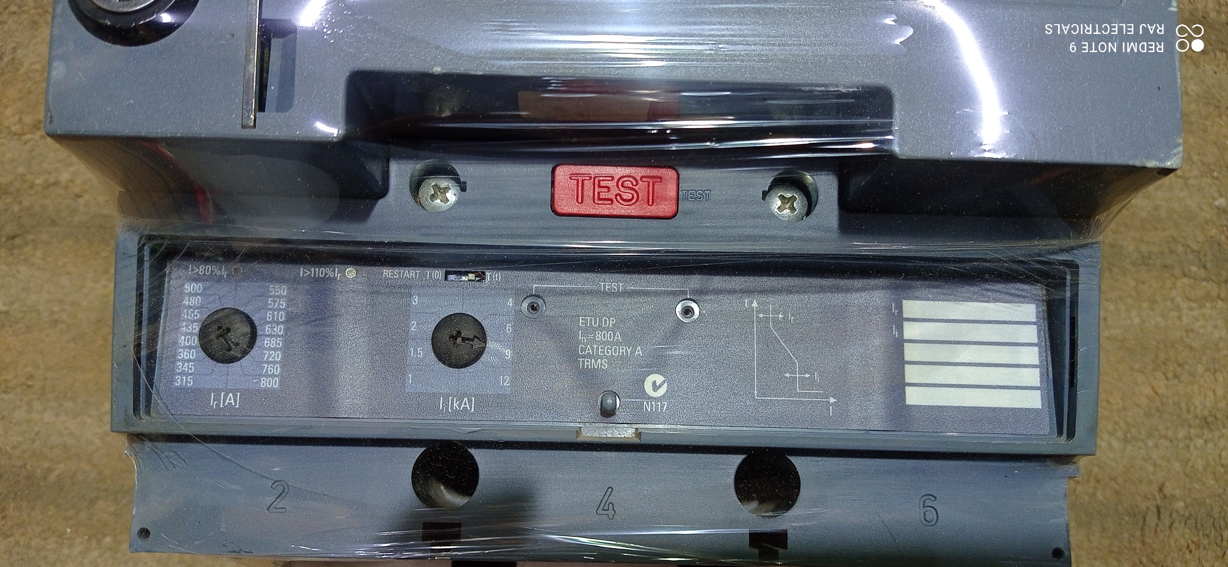 SIEMENS 800A 3P MCCB