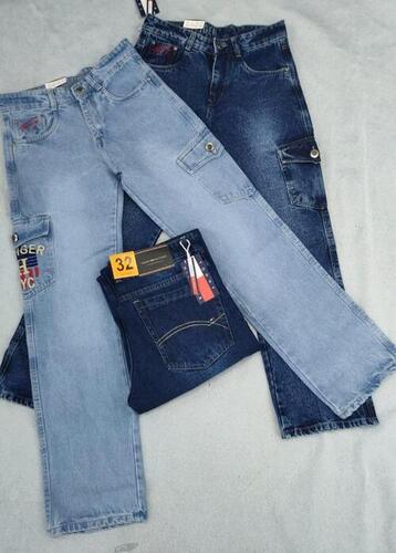 Flat Straight Fit Jeans
