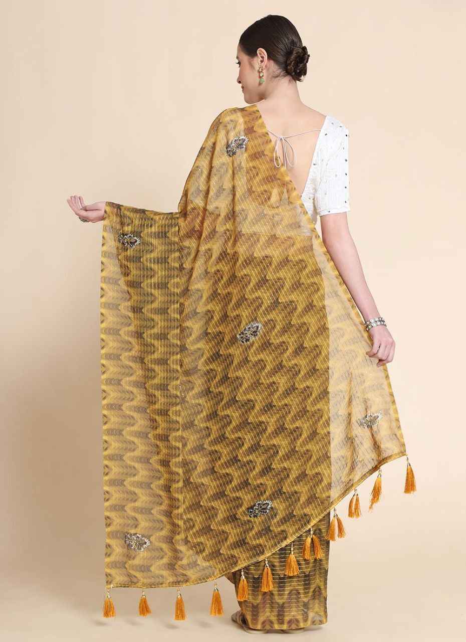 Women Crochet Seaquence Work With Digital Print On Saree