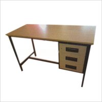 Teacher Desk Carpenter Assembly